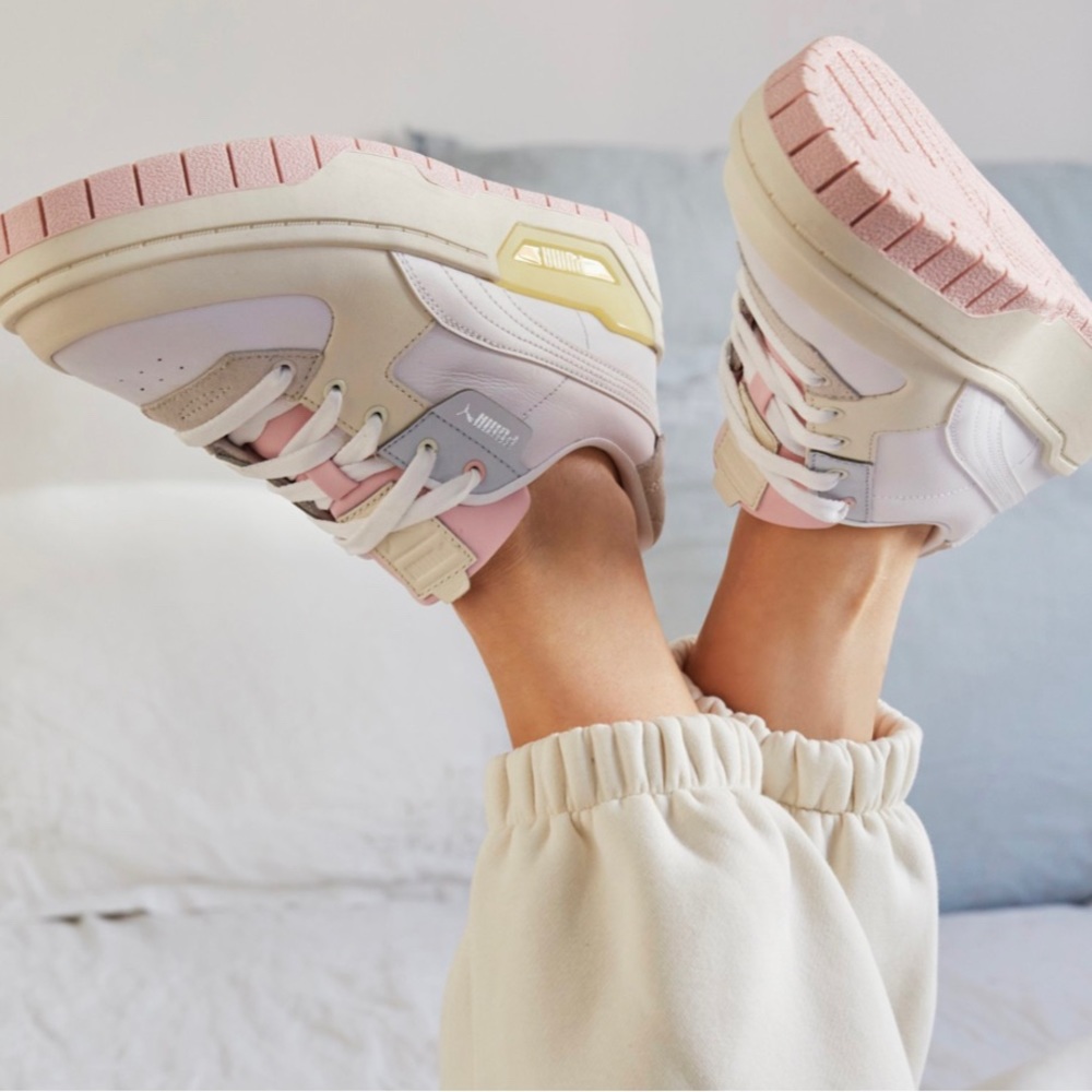Puma Cali Dream chunky sneakers in pastel. Woman's 9. Great conditions. No 📦👑